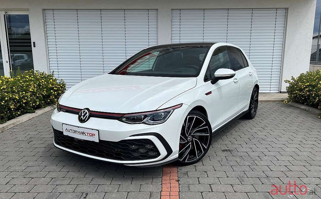 2021' Volkswagen Golf photo #1