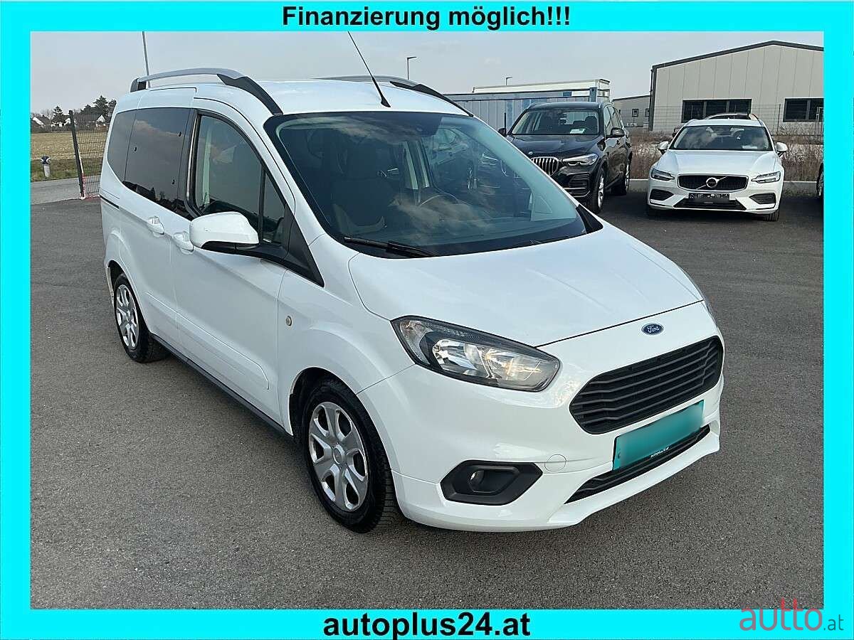 2018' Ford Tourneo photo #3