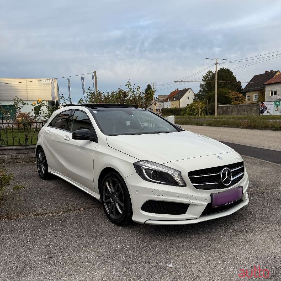 2013' Mercedes-Benz A-Klasse photo #2