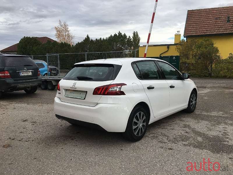 2013' Peugeot 308 photo #5