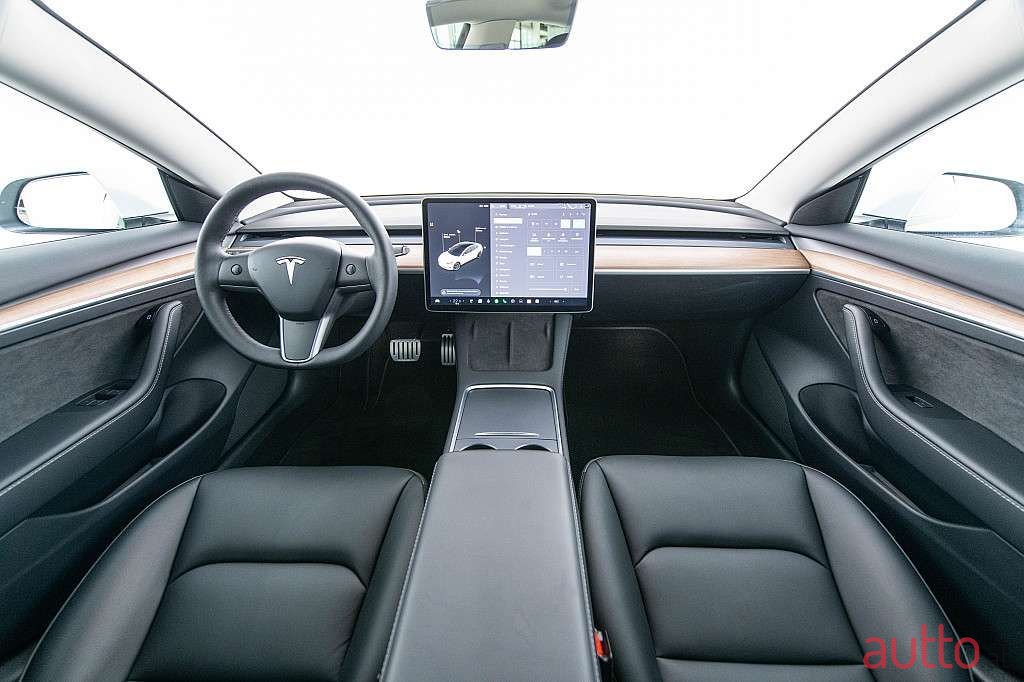 2022' Tesla Model 3 photo #4