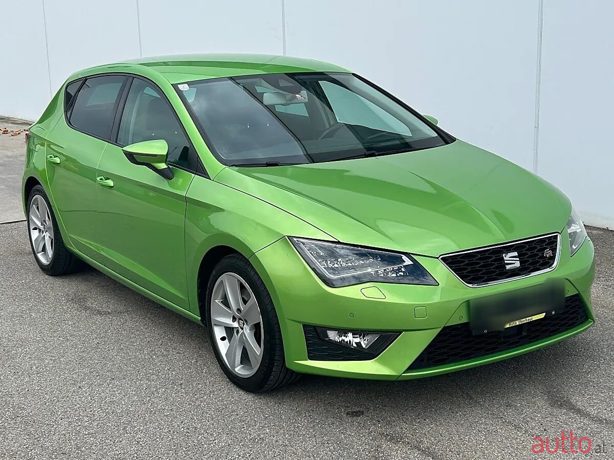 2015' SEAT Leon photo #2