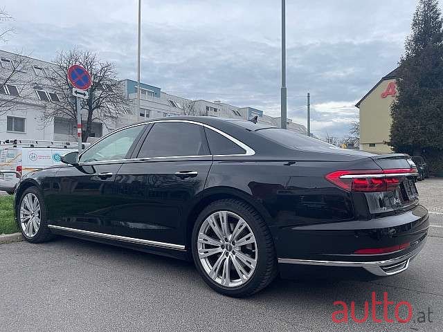 2019' Audi A8 photo #5