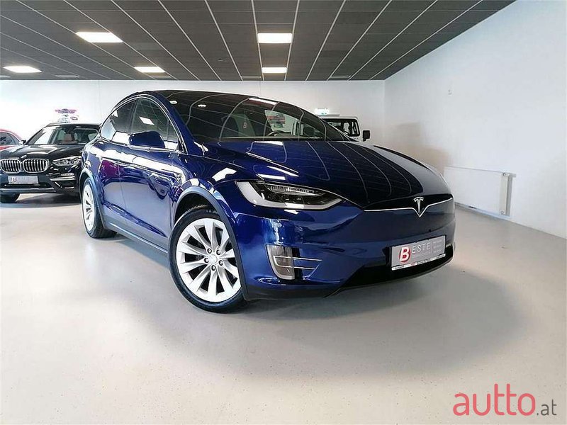 2017' Tesla Model X photo #2