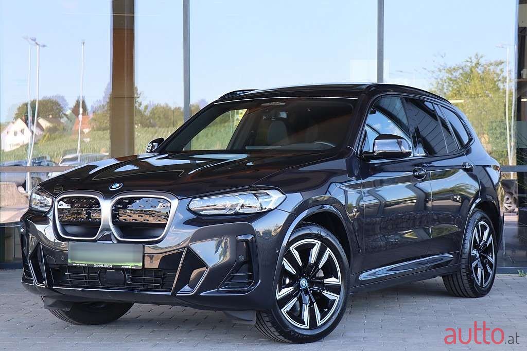 2023' BMW iX3 photo #1