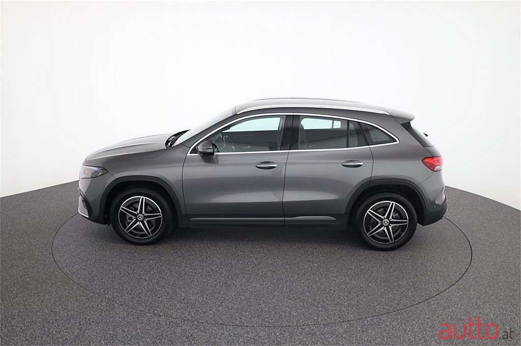 2023' Mercedes-Benz EQA photo #2
