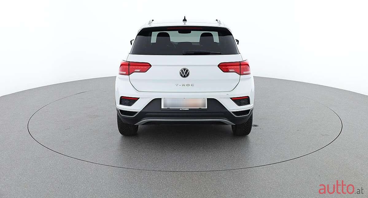 2020' Volkswagen T-Roc photo #4