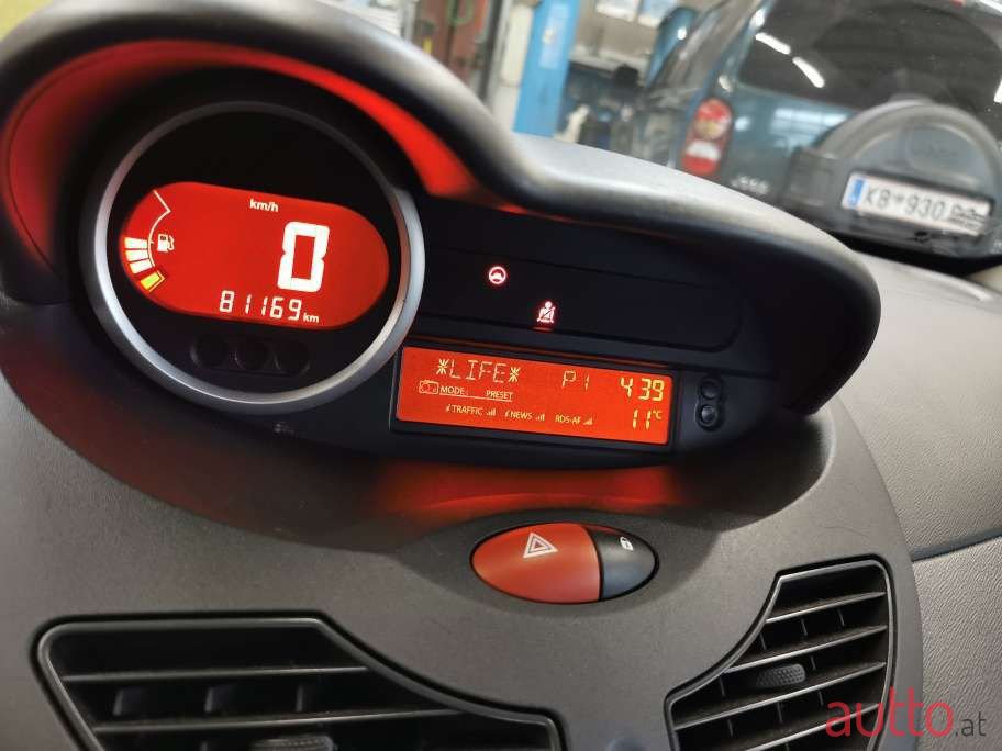 2008' Renault Twingo photo #4