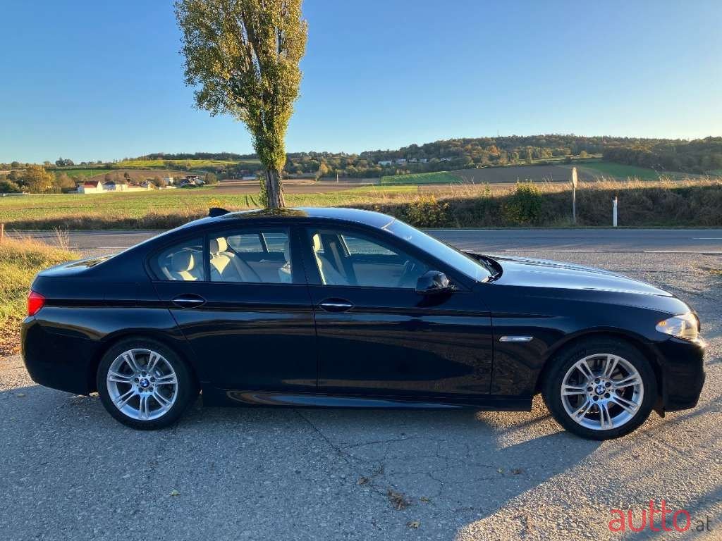 2013' BMW 5Er-Reihe photo #4