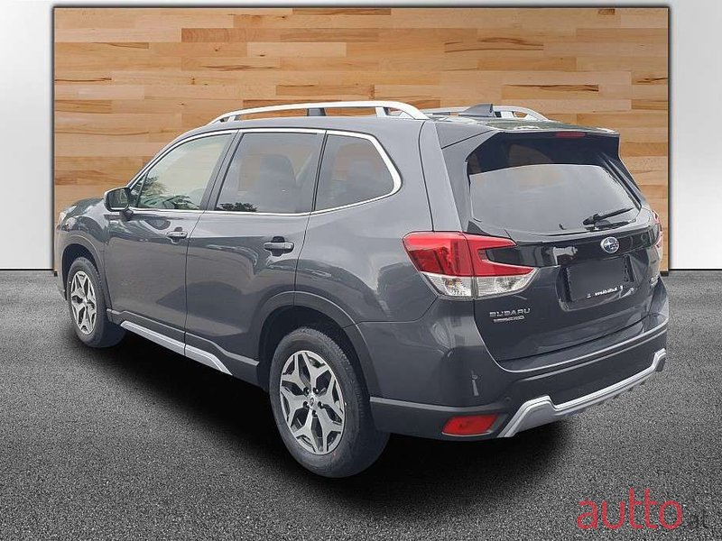 2024' Subaru Forester photo #3