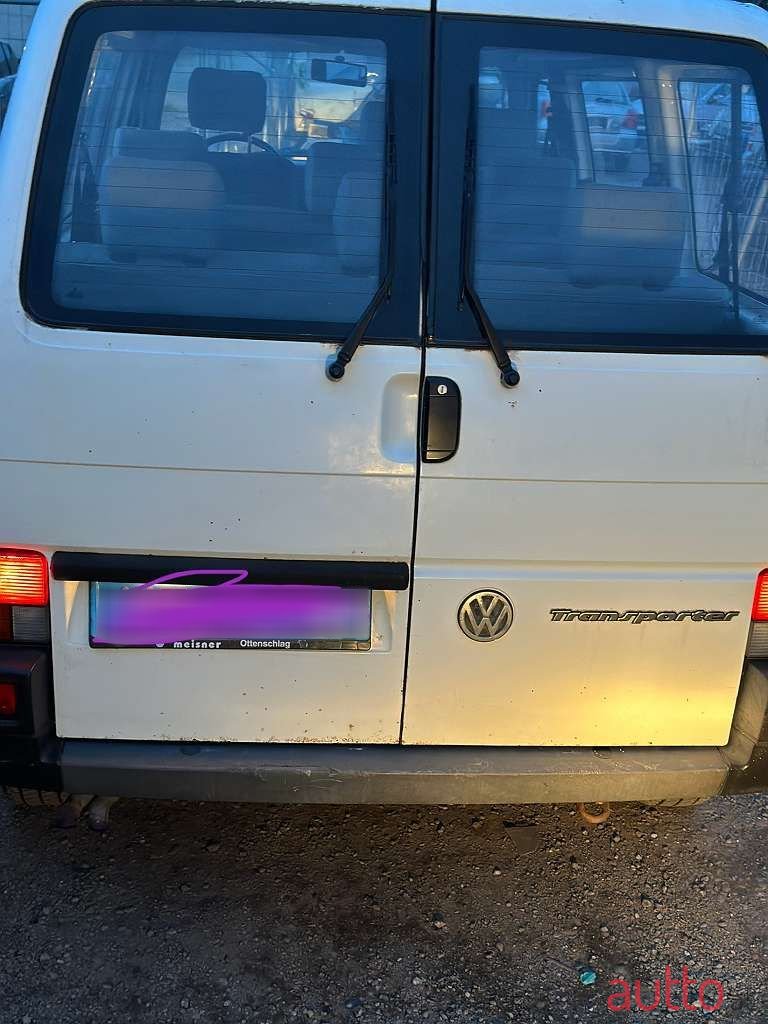 1995' Volkswagen T4 photo #3