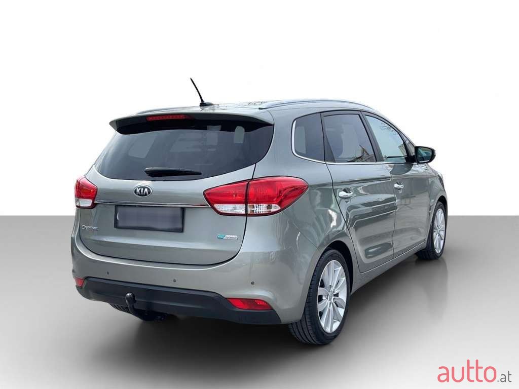 2015' Kia Carens photo #2
