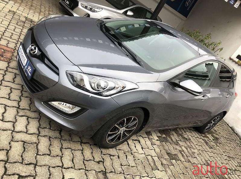 2013' Hyundai I30 photo #1