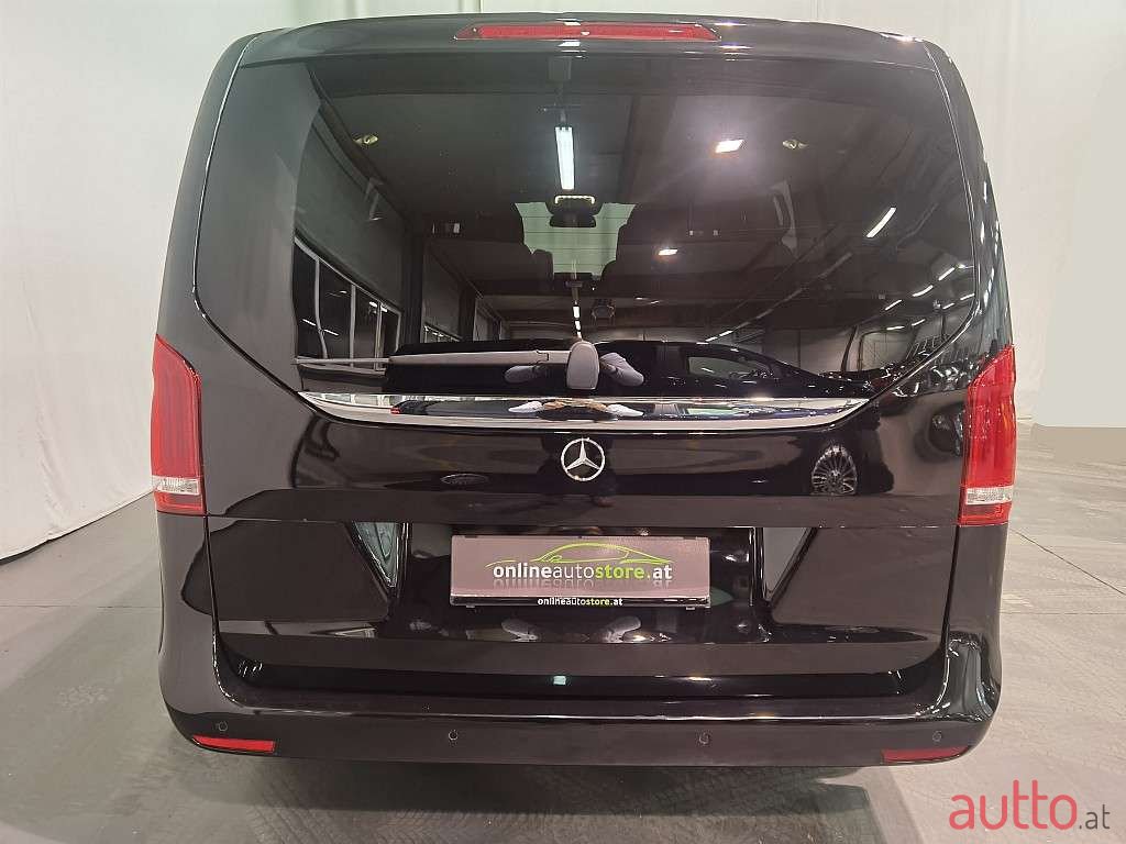 2020' Mercedes-Benz V-Klasse photo #4