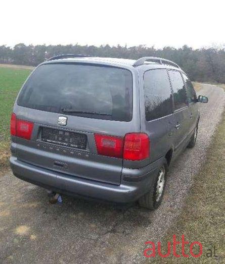 2008' SEAT Alhambra photo #1