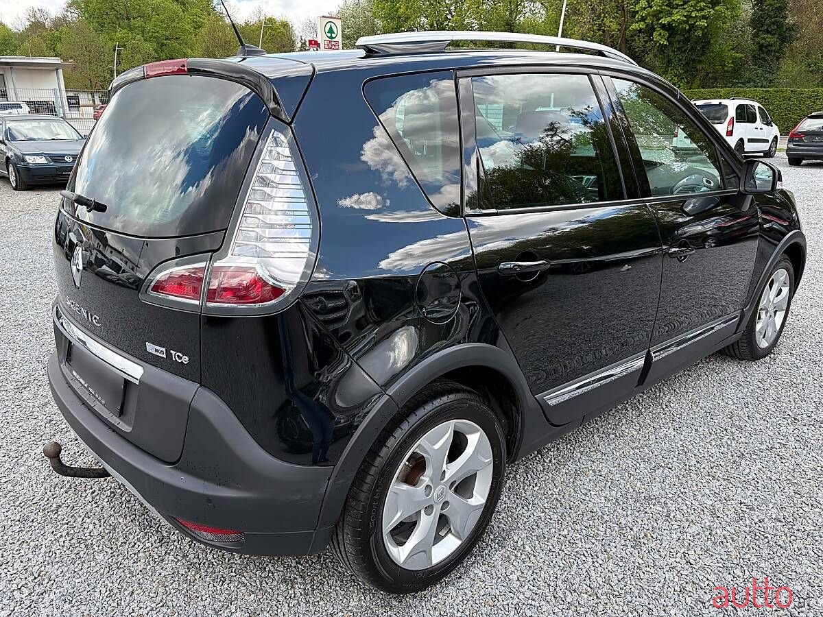 2015' Renault Scenic photo #4