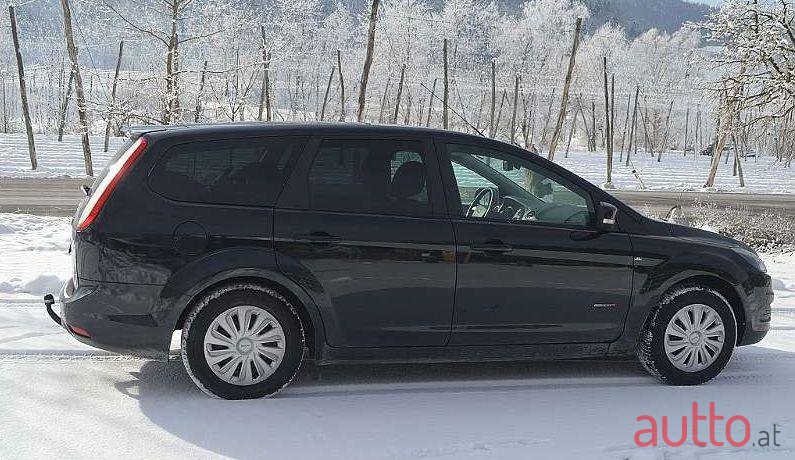 2011' Ford Focus photo #1