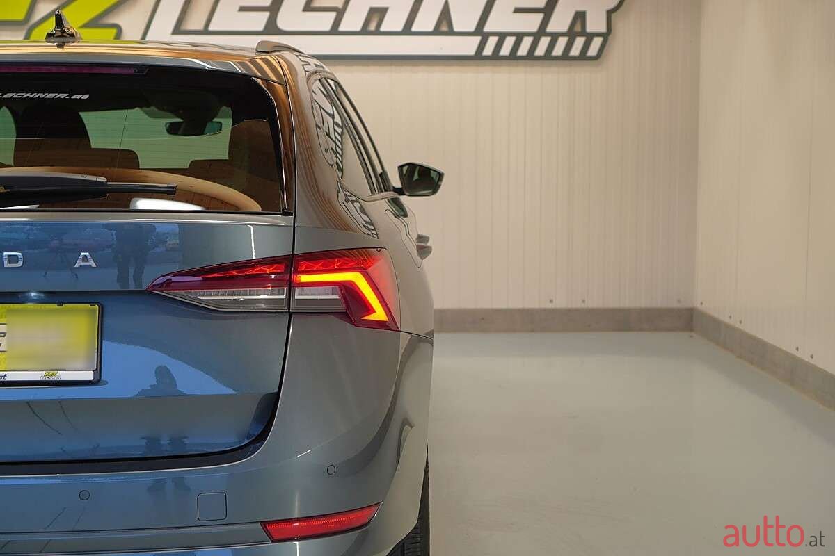 2021' Skoda Octavia photo #5