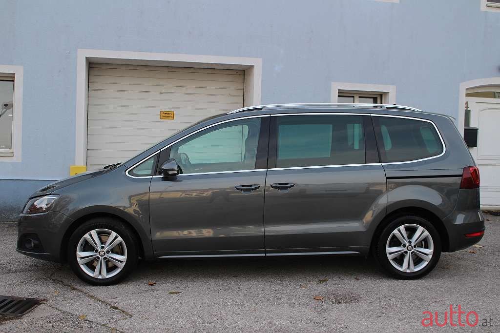 2017' SEAT Alhambra photo #4