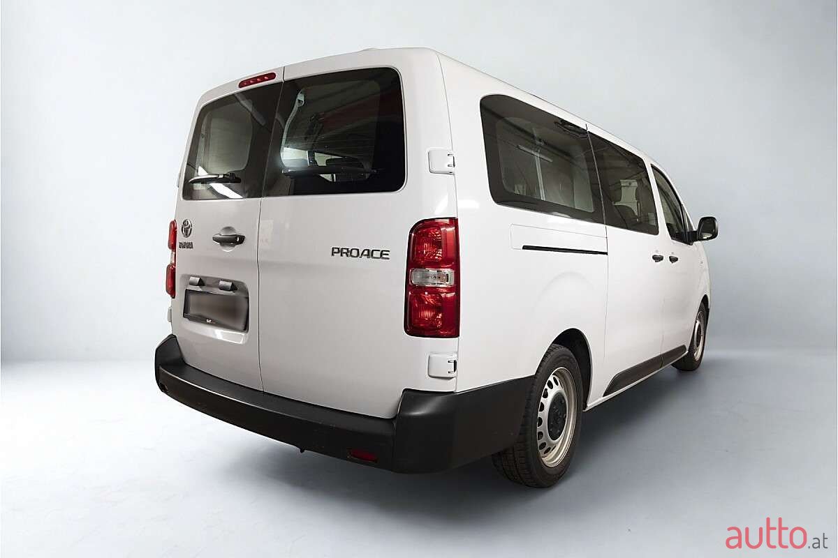 2022' Toyota ProAce photo #5