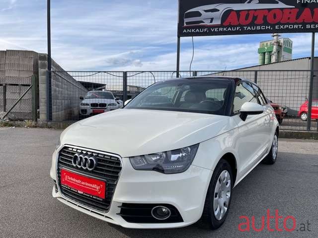 2011' Audi A1 photo #2