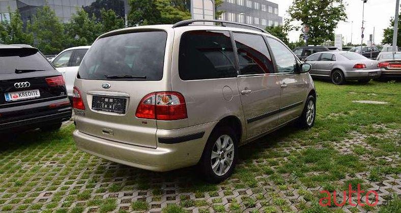 2004' Ford Galaxy photo #1