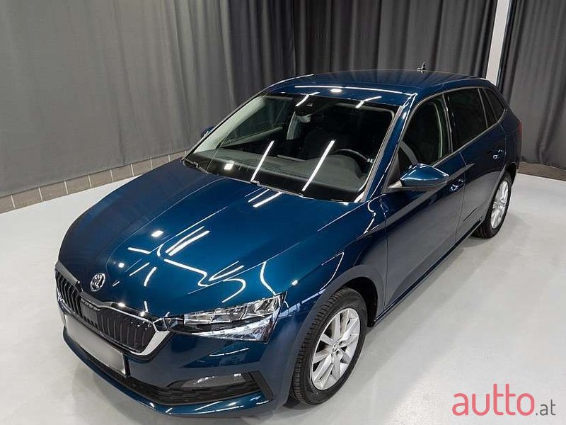 2020' Skoda Scala photo #2