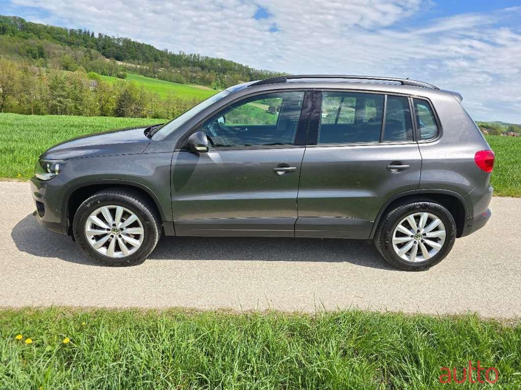 2014' Volkswagen Tiguan photo #4