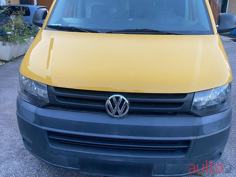 2012' Volkswagen T5 Transporter photo #4