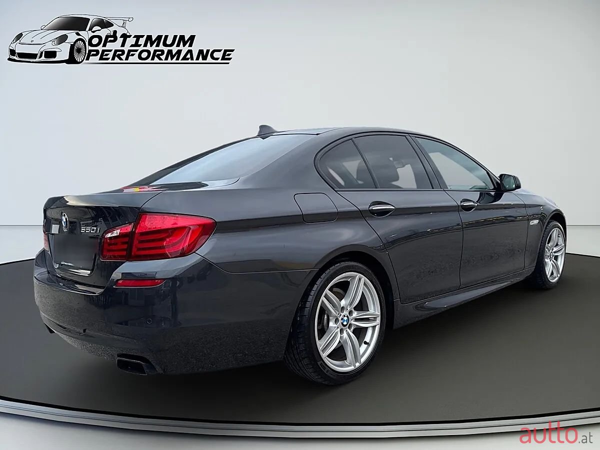 2011' BMW 5Er-Reihe photo #5