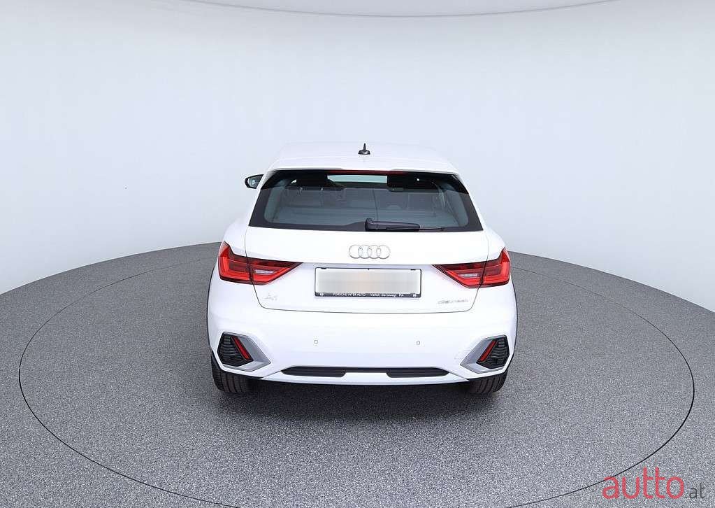 2023' Audi A1 photo #6