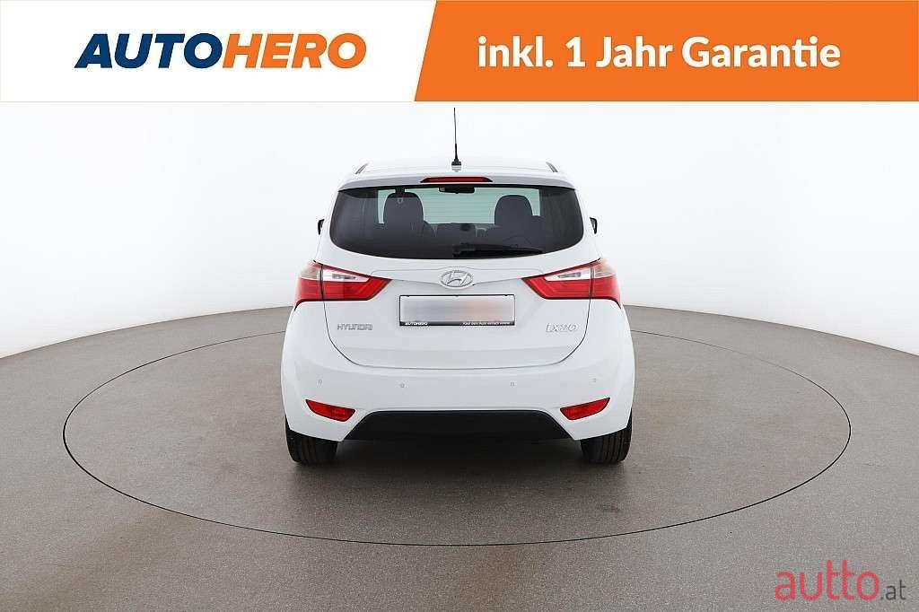 2017' Hyundai ix20 photo #4