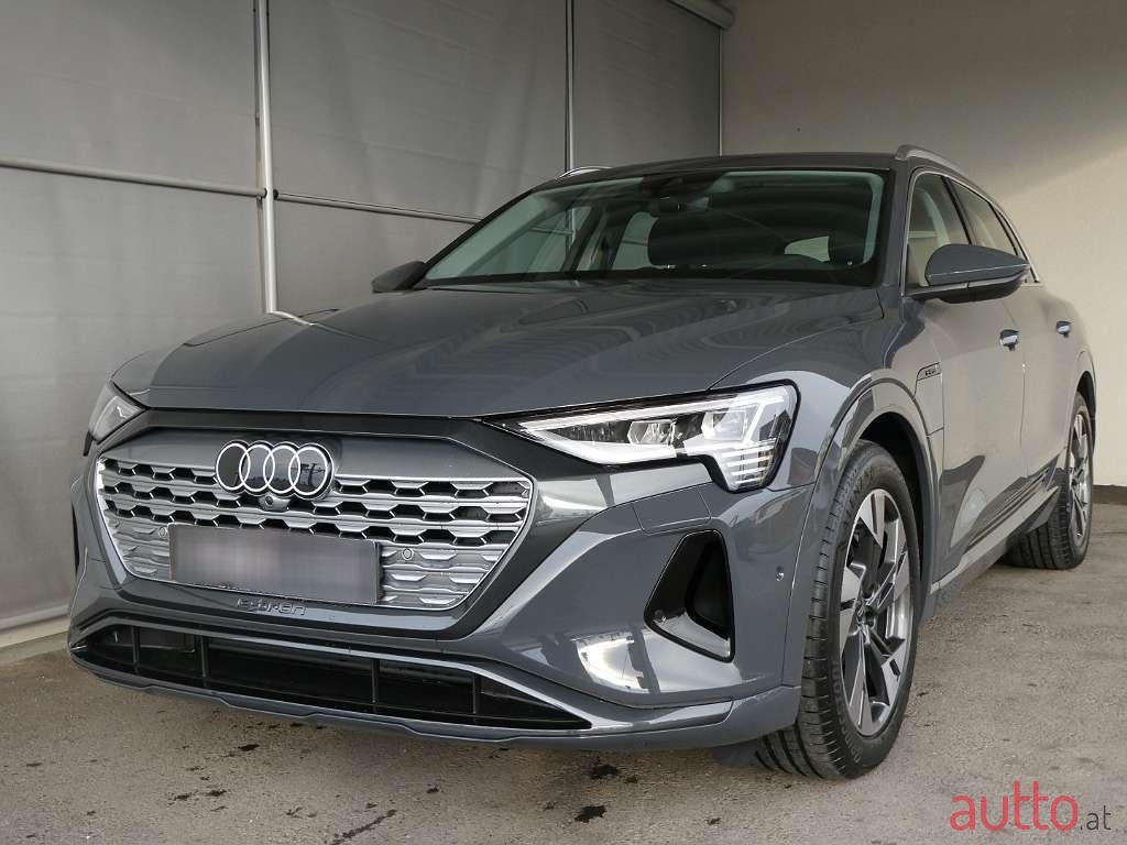 2023' Audi e-tron photo #1