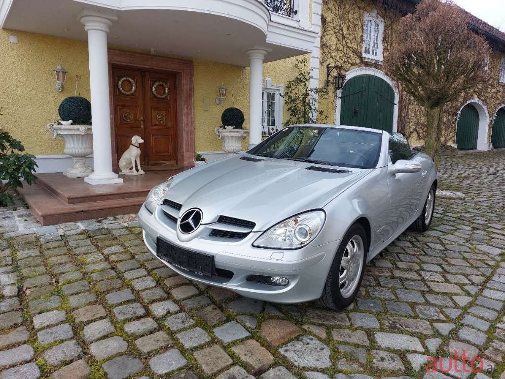 2004' Mercedes-Benz Slk-Klasse photo #3