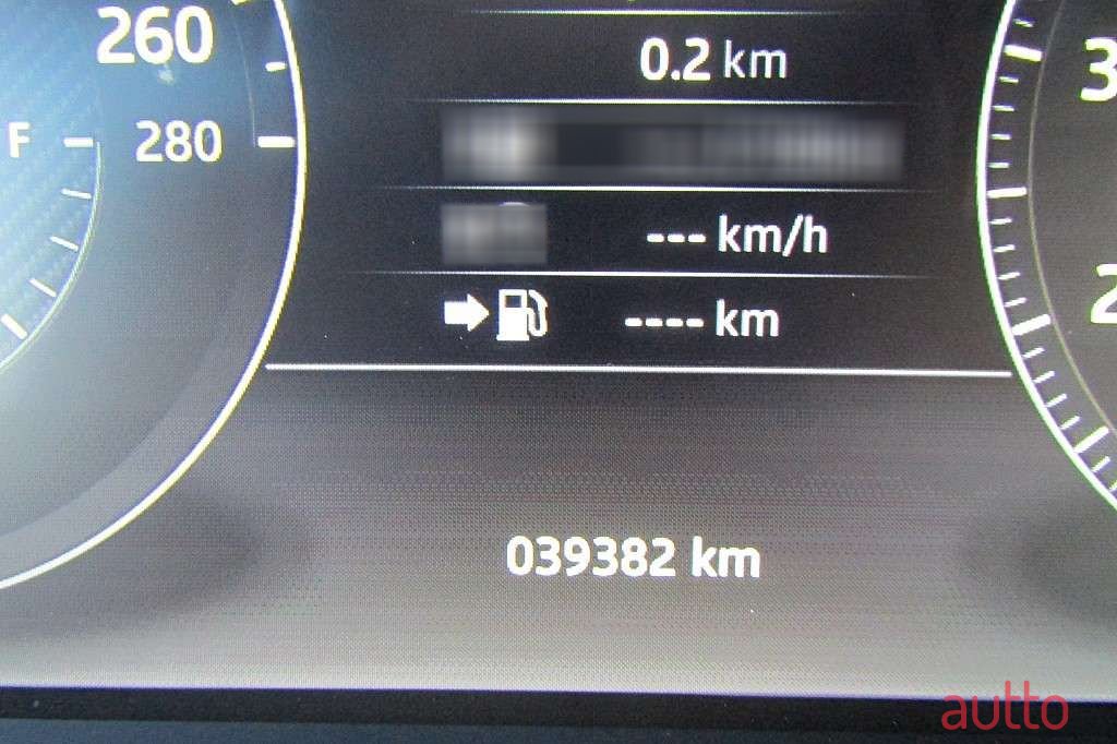 2016' Land Rover Range Rover Sport photo #6