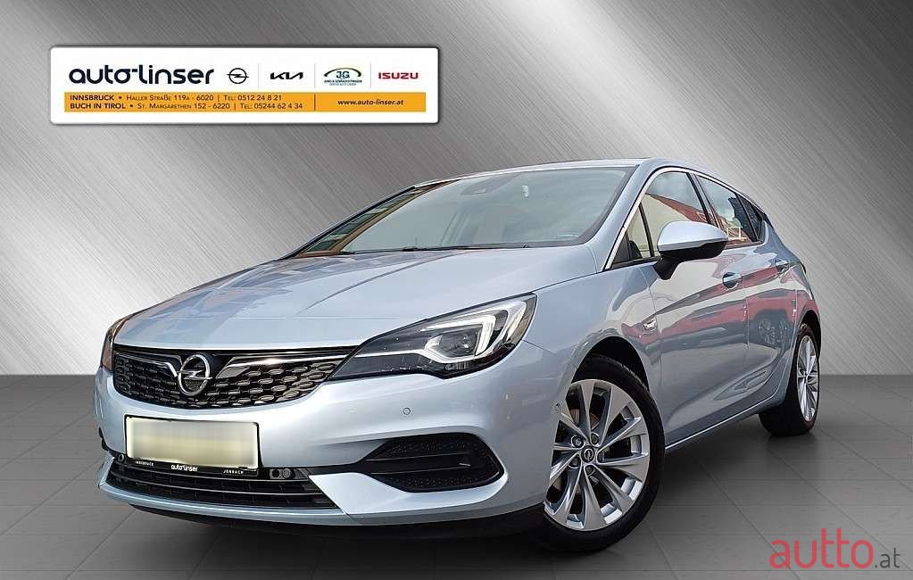 2020' Opel Astra photo #1