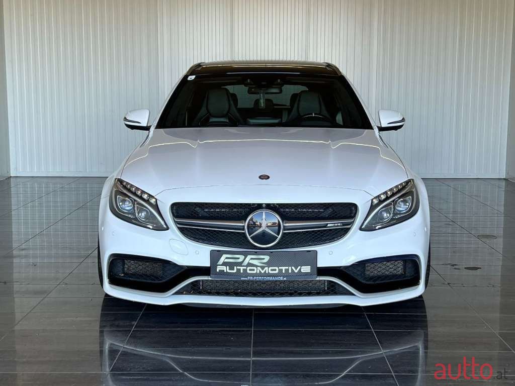 2015' Mercedes-Benz C-Klasse photo #2