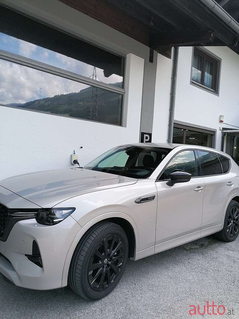 2024' Mazda CX-60 photo #2