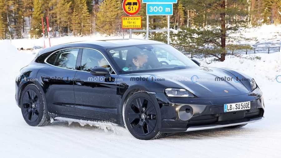 Porsche Taycan Facelift Spied In Standard, Sport Turismo, And Cross Turismo Trims