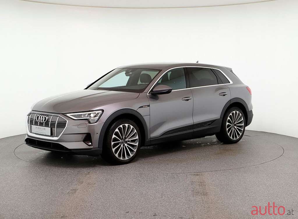 2022' Audi e-tron photo #1