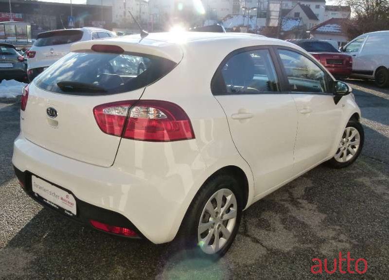 2012' Kia Rio photo #4