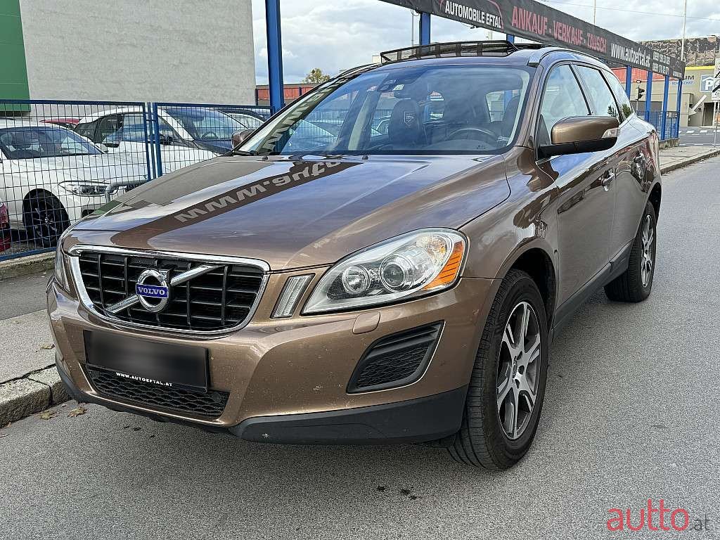 2011' Volvo XC60 photo #2