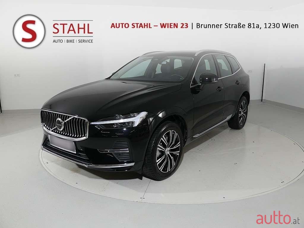 2022' Volvo XC60 photo #1