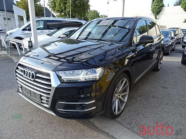 2016' Audi Q7 photo #1