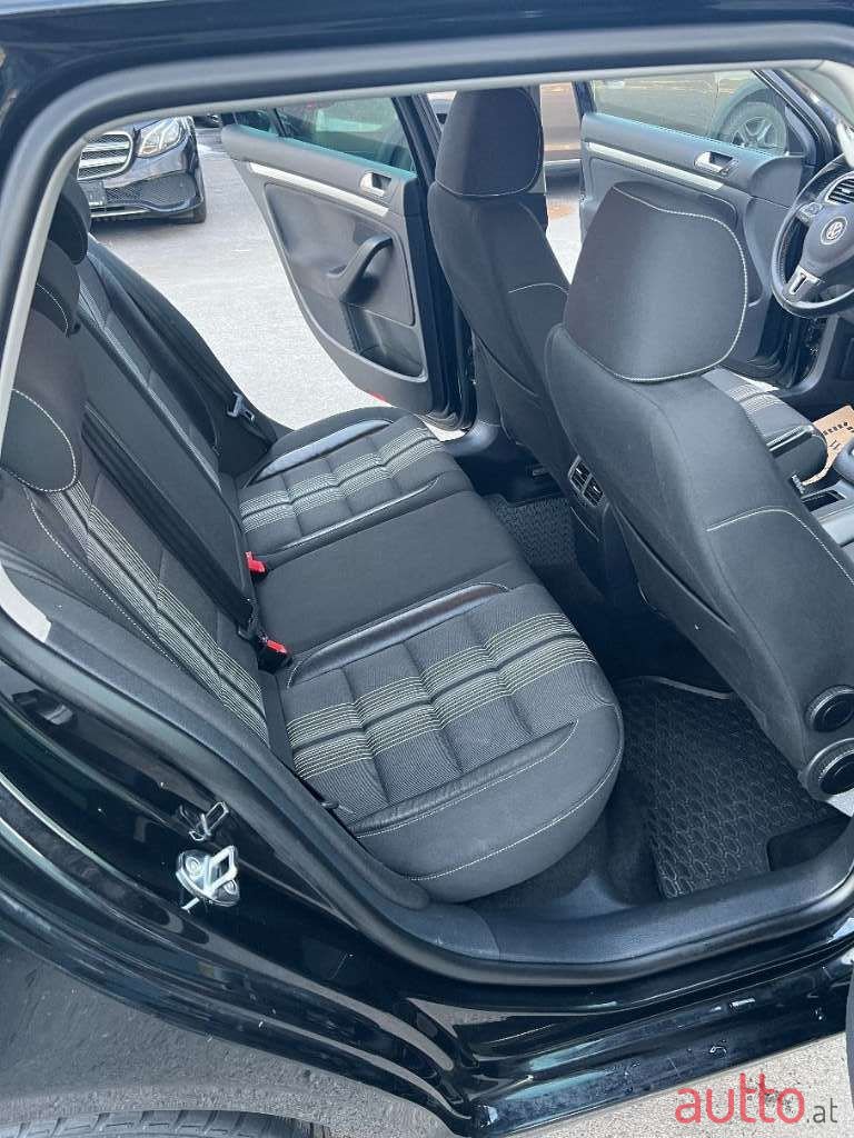 2013' Volkswagen Golf photo #4