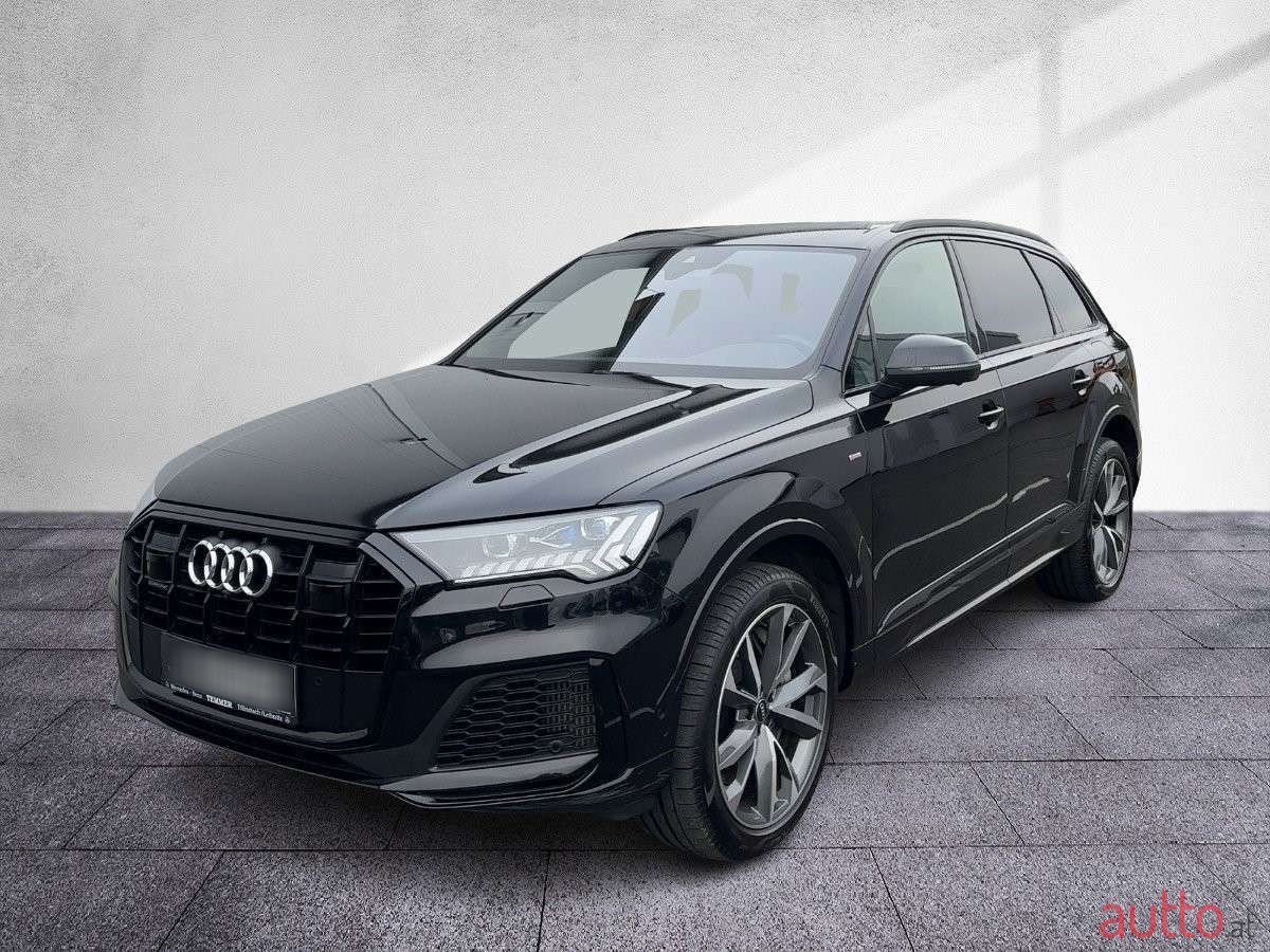 2021' Audi Q7 photo #1