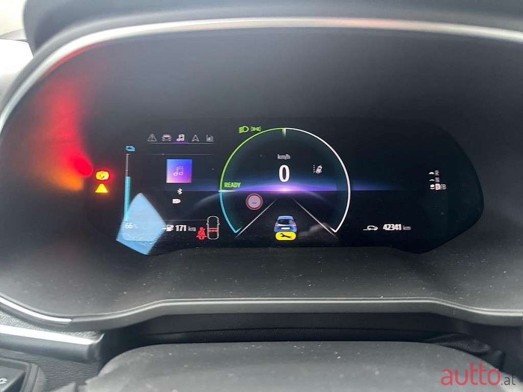 2020' Renault Zoe photo #6