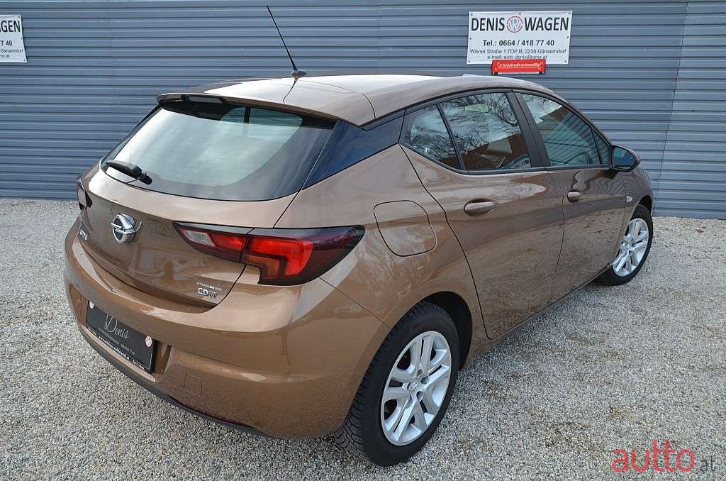 2016' Opel Astra photo #4