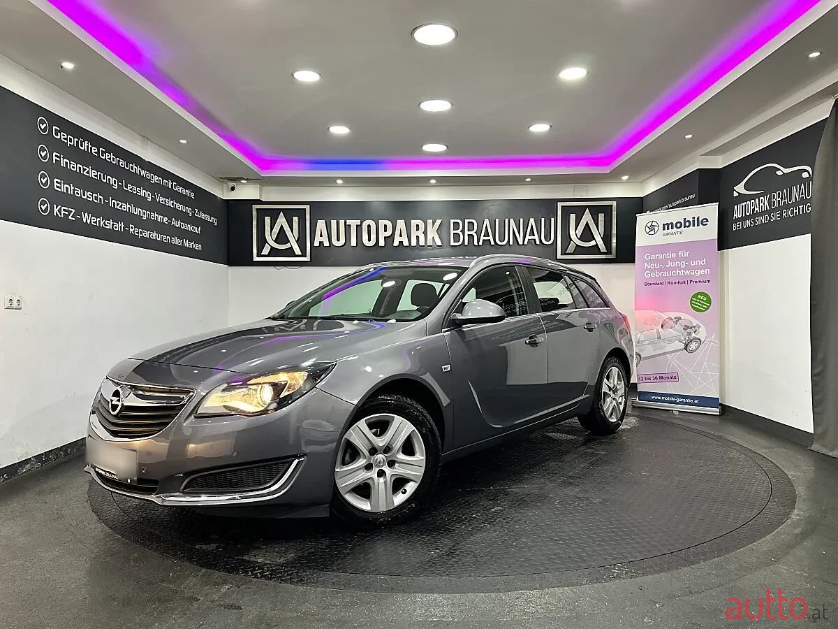 2017' Opel Insignia photo #1