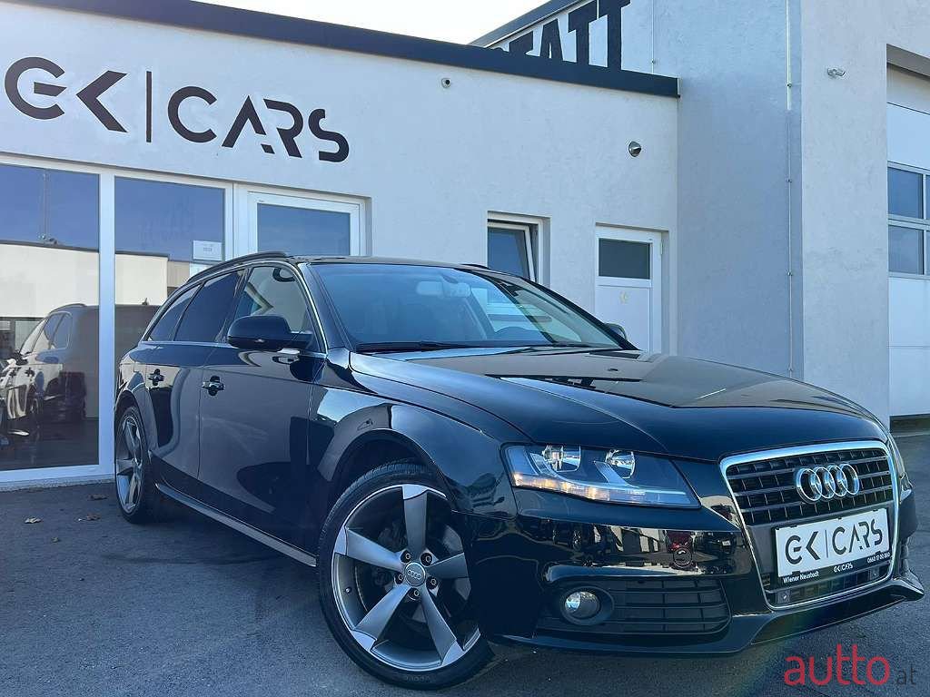 2011' Audi A4 photo #2